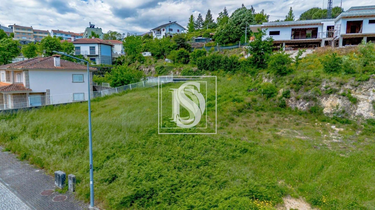 Terreno para Venda em Lomba Foto 14