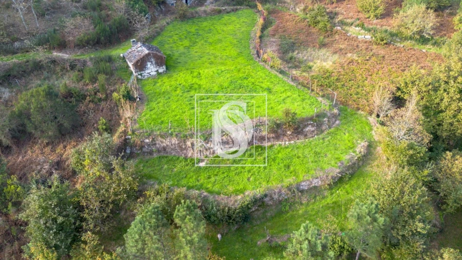 Terreno para Venda em Ansiães Foto 2