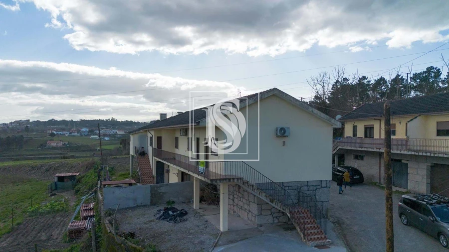 Moradia T2 para Venda em Fregim