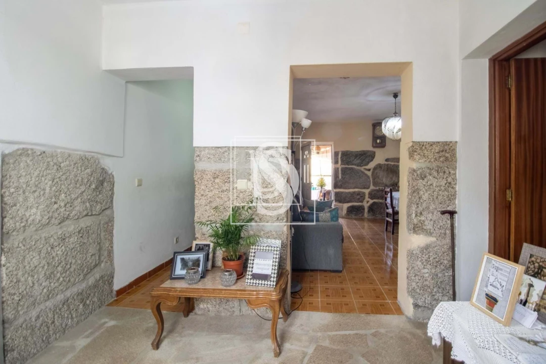 Moradia T3 para Venda em Vila Chã do Marão Foto 3