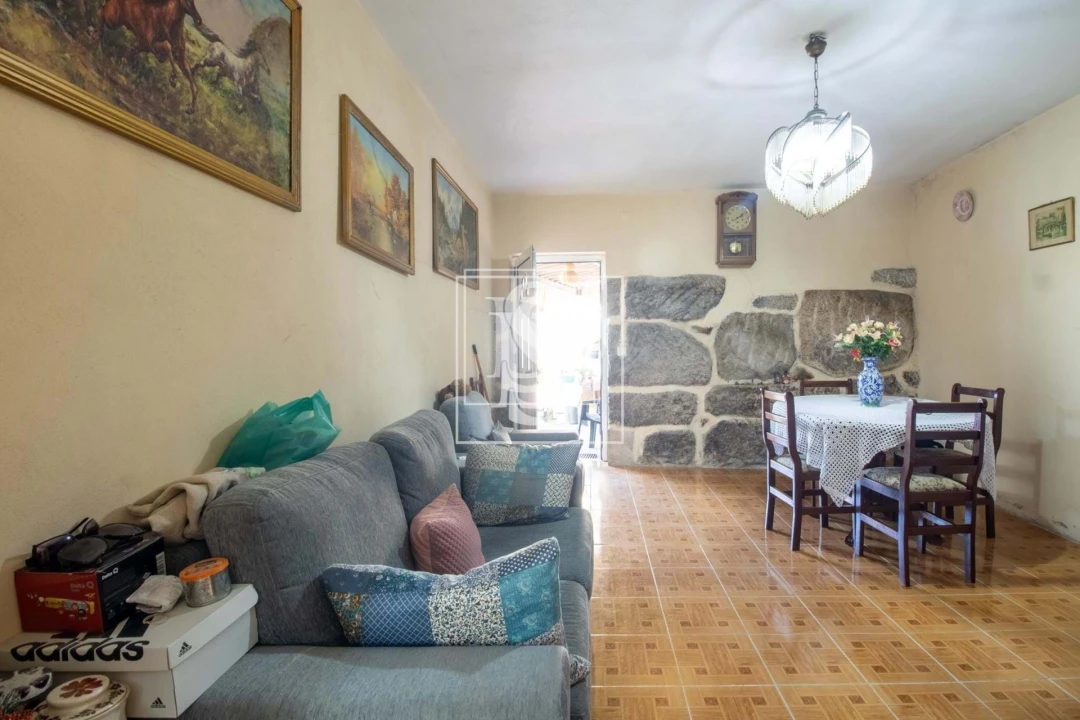 Moradia T3 para Venda em Vila Chã do Marão Foto 4