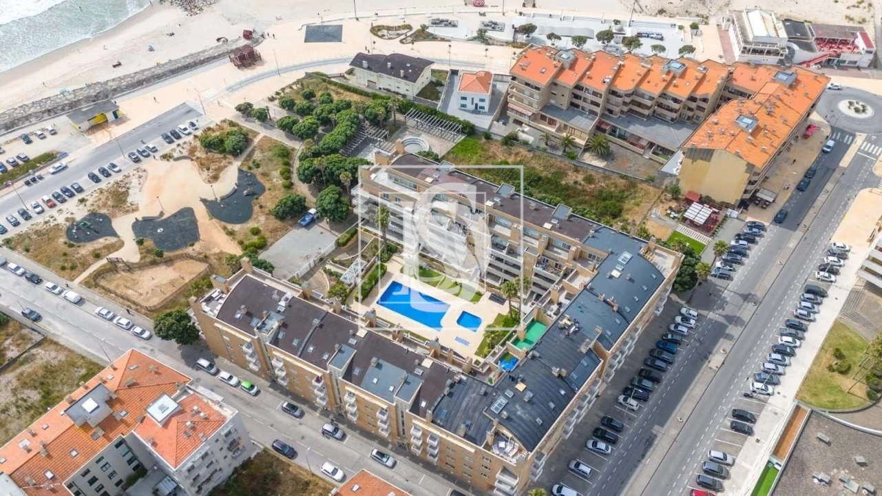 Apartamento T2 para Venda em Esmoriz Foto 31