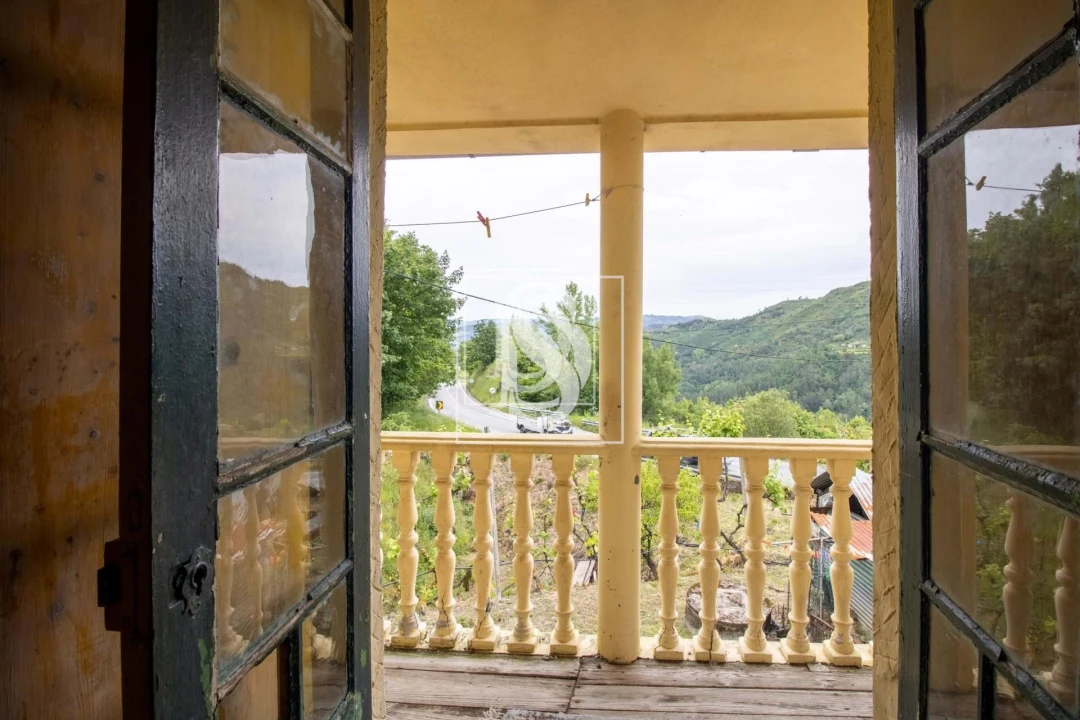 Moradia T2 para Venda em Bustelo, Carneiro e Carvalho de Rei Foto 9