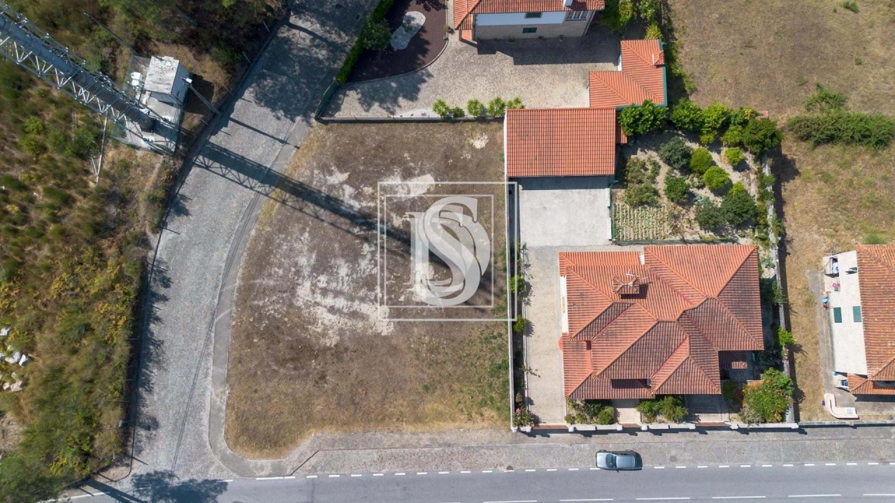 Terreno para Venda em Padronelo Foto 3