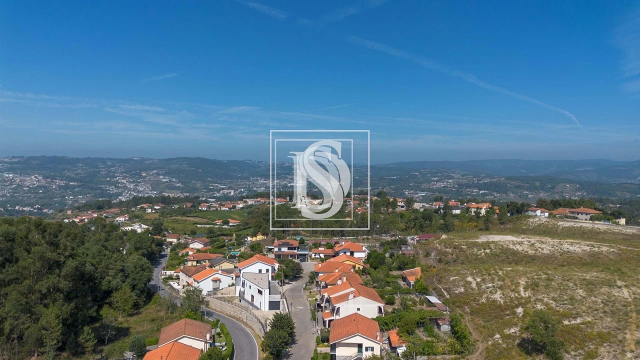 Terreno para Venda em Padronelo Foto 2