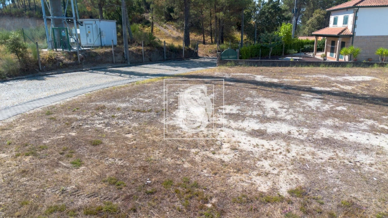 Terreno para Venda em Padronelo Foto 10