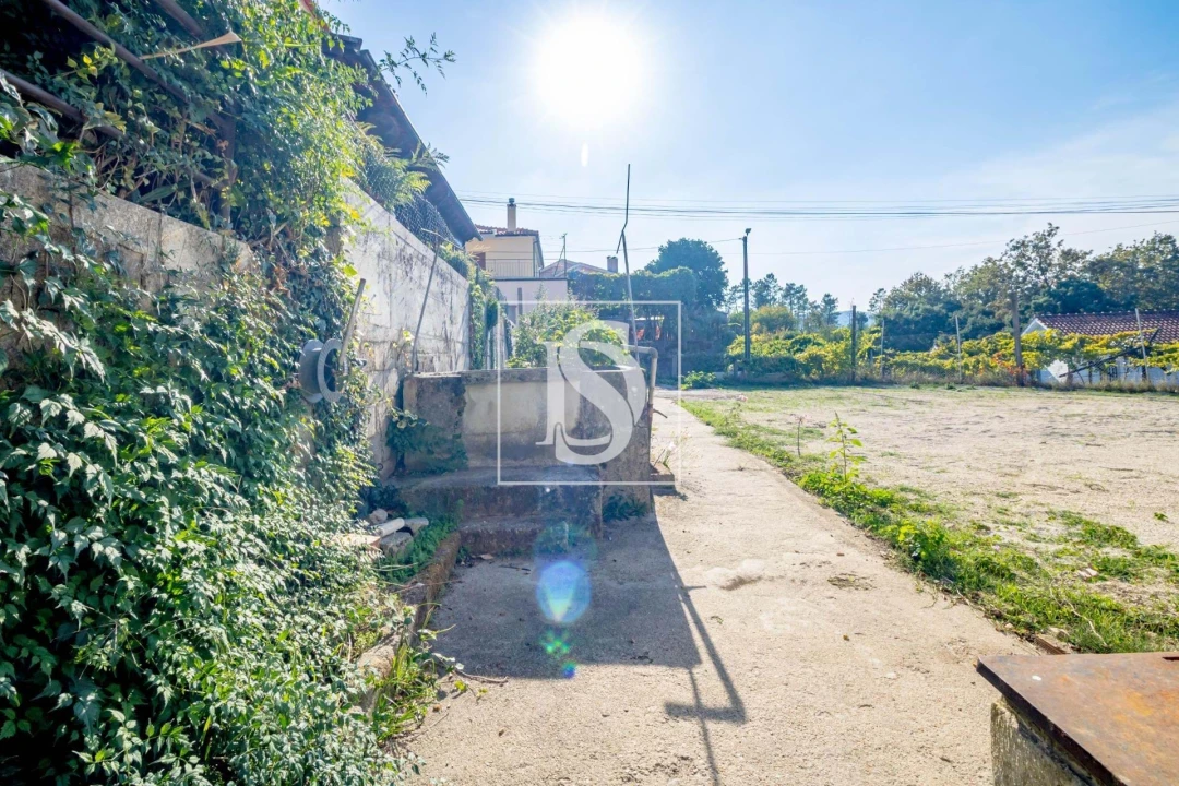 Moradia T2 para Venda em Fridão Foto 54