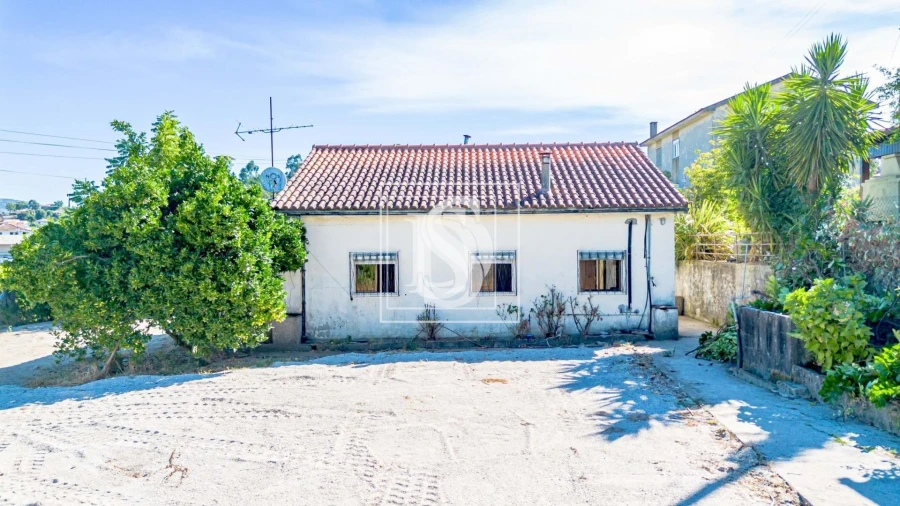 Moradia T2 para Venda em Fridão Foto 52