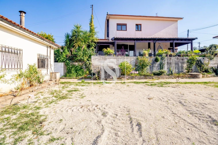 Moradia T2 para Venda em Fridão Foto 63