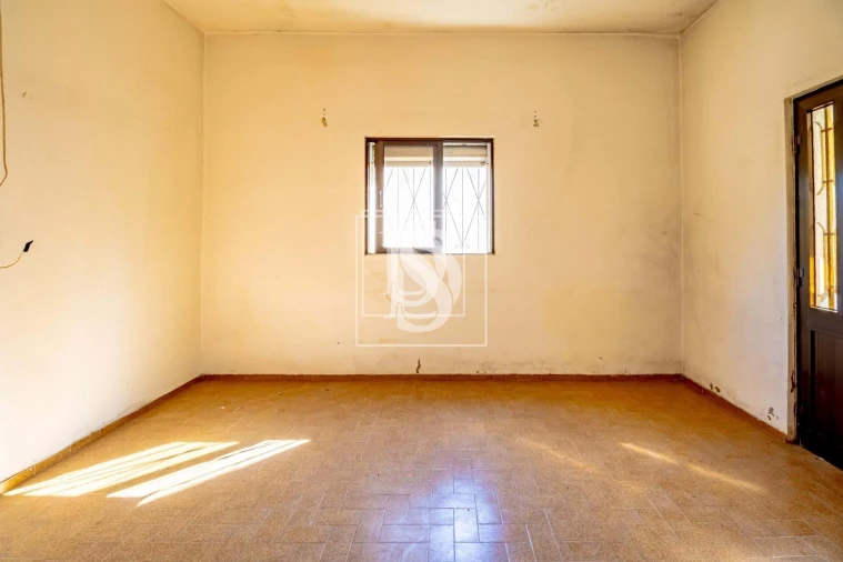 Moradia T2 para Venda em Fridão Foto 13