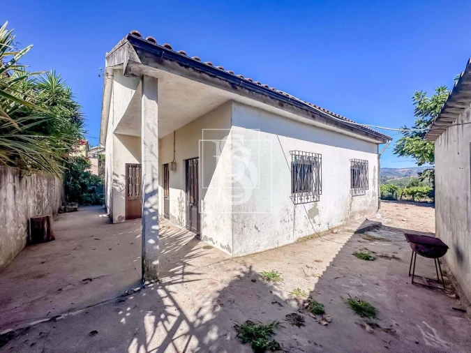 Moradia T2 para Venda em Fridão Foto 44