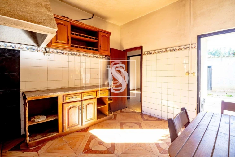 Moradia T2 para Venda em Fridão Foto 8