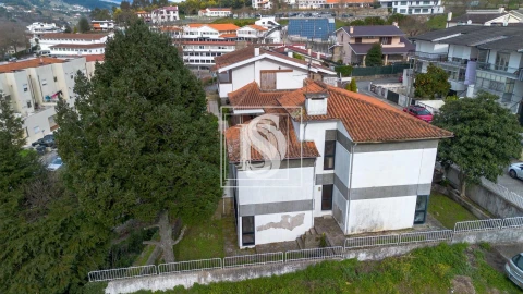 Moradia T5 para Venda em Amarante (São Gonçalo), Madalena, Cepelos e Gatão