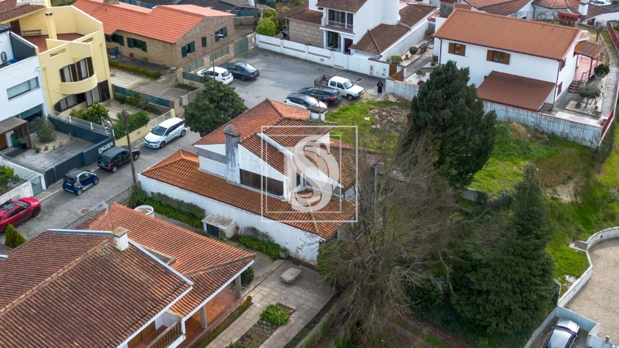 Moradia T5 para Venda em Amarante (São Gonçalo), Madalena, Cepelos e Gatão Foto 5