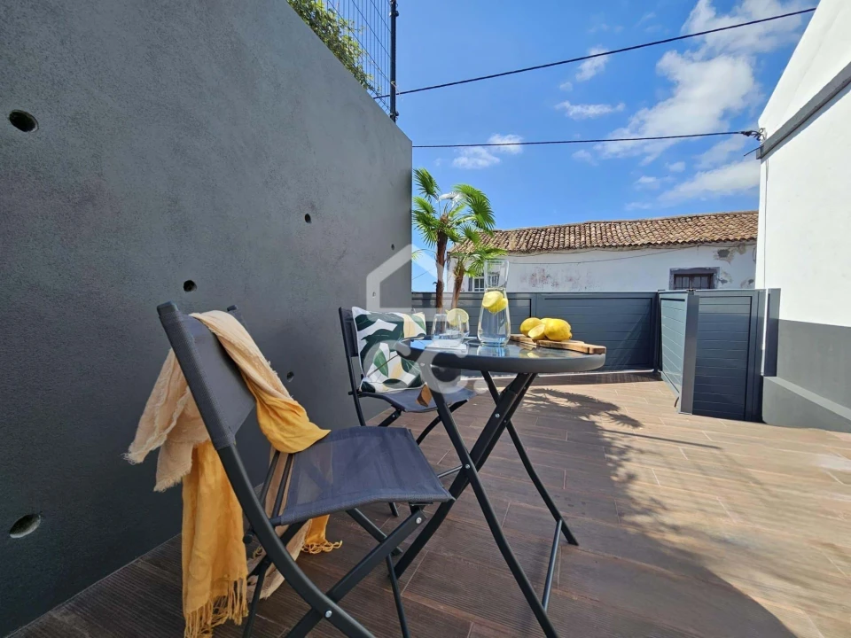 Moradia T2 para Venda em Povoação Foto 12