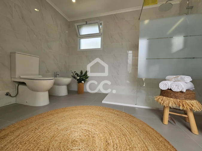 Moradia T2 para Venda em Povoação Foto 34