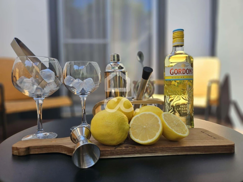 Moradia T2 para Venda em Povoação Foto 10