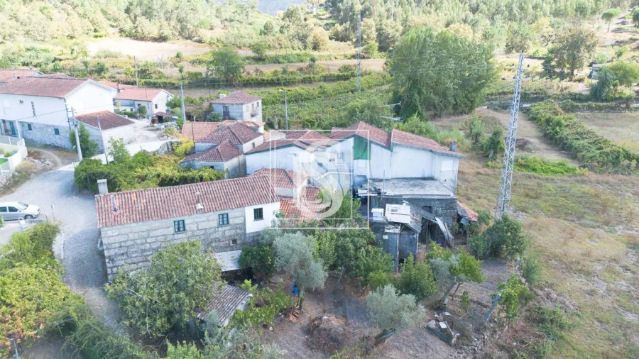 Moradia T1 para Venda em Salvador do Monte Foto 11