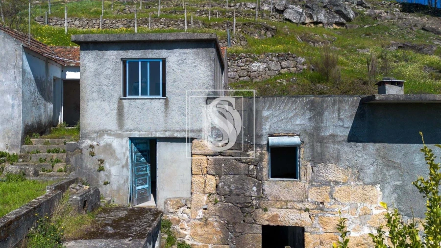 Moradia T3 para Venda em Ancede e Ribadouro Foto 1