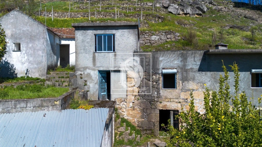 Moradia T3 para Venda em Ancede e Ribadouro Foto 3