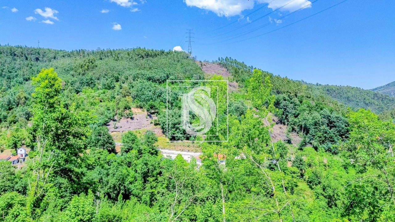 Moradia T2 para Venda em Olo e Canadelo Foto 20