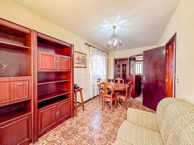 Moradia T2 para Venda em Olo e Canadelo Foto 6