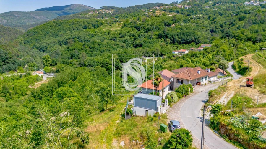 Moradia T2 para Venda em Olo e Canadelo Foto 16