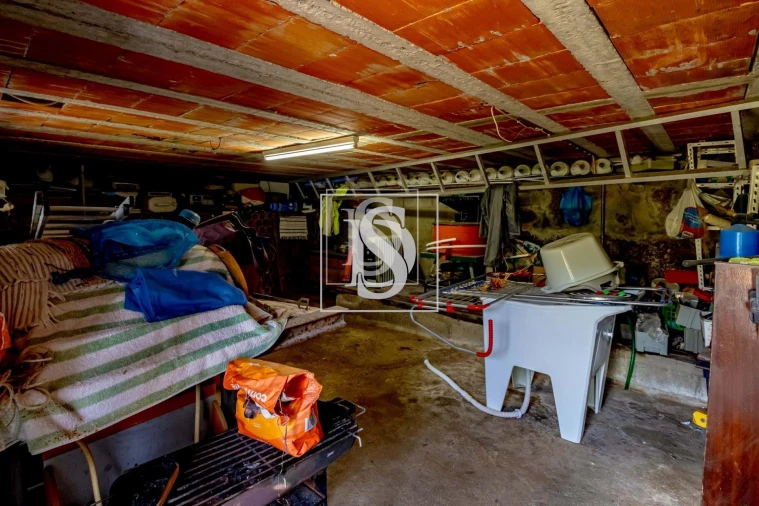 Moradia T2 para Venda em Olo e Canadelo Foto 11