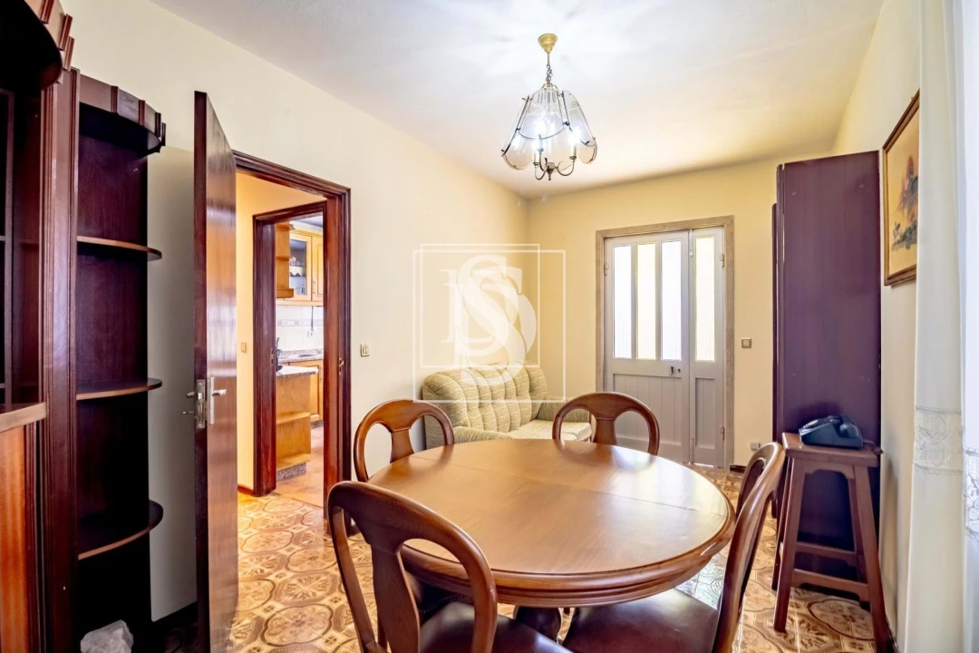 Moradia T2 para Venda em Olo e Canadelo Foto 7