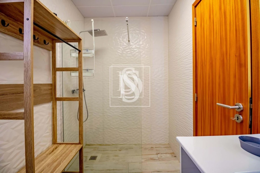 Moradia T10 para Venda em Fregim Foto 45