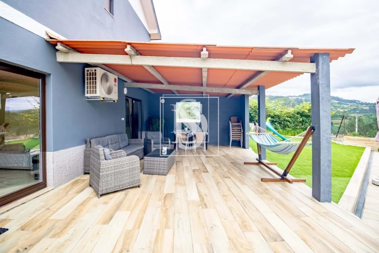 Moradia T10 para Venda em Fregim Foto 66