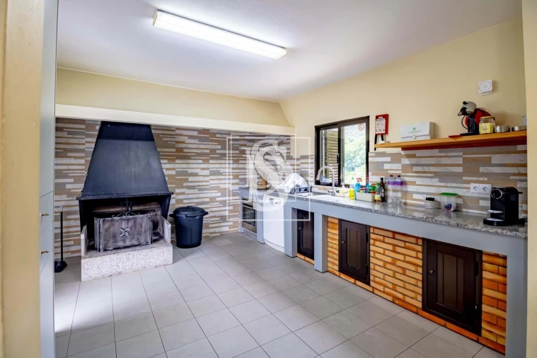 Moradia T10 para Venda em Fregim Foto 58