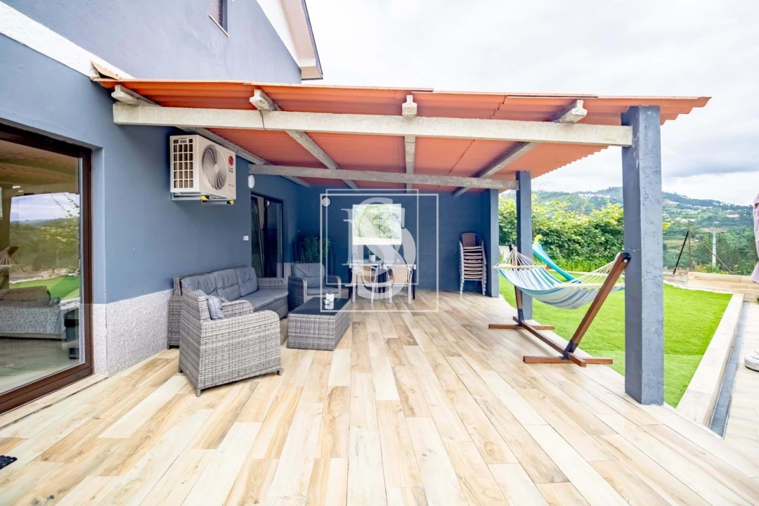 Moradia T10 para Venda em Fregim Foto 66