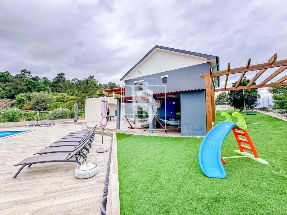 Moradia T10 para Venda em Fregim Foto 50