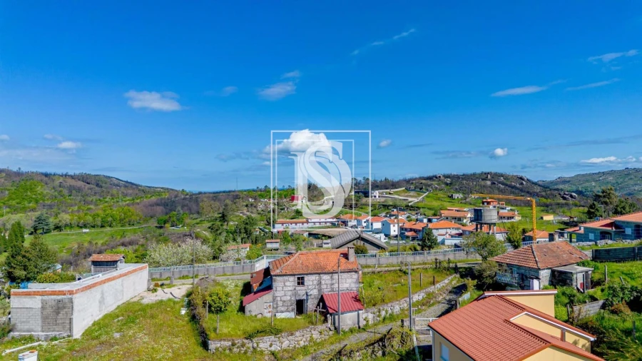 Moradia T1 para Venda em Loivos do Monte Foto 7