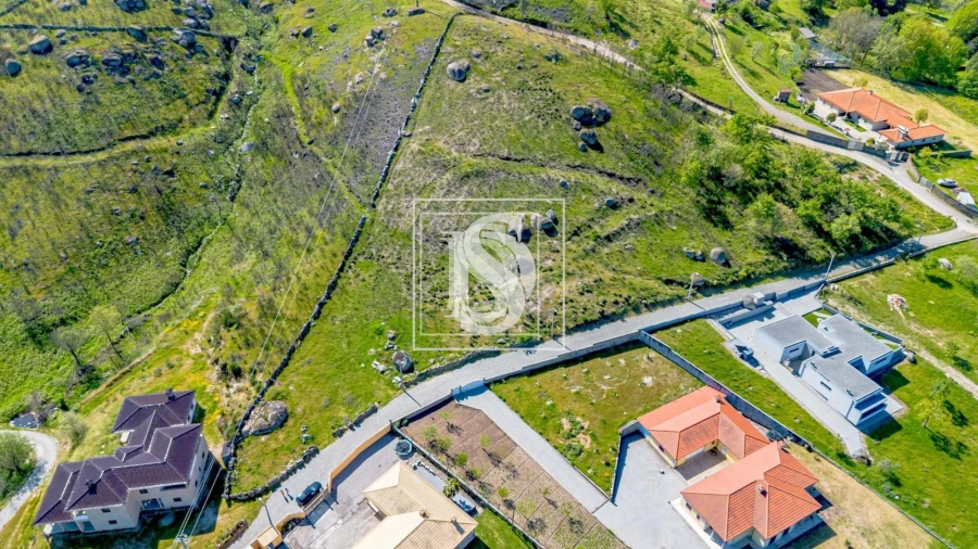 Terreno para Venda em Bustelo, Carneiro e Carvalho de Rei Foto 12