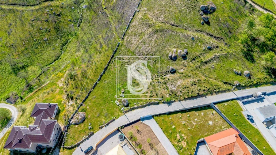 Terreno para Venda em Bustelo, Carneiro e Carvalho de Rei Foto 10