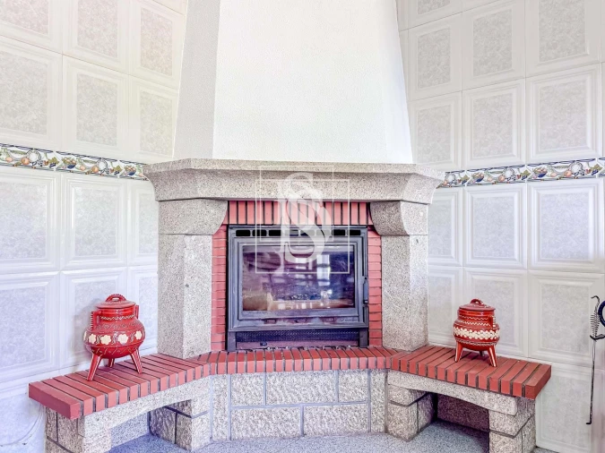 Moradia T2 para Venda em Olo e Canadelo Foto 8