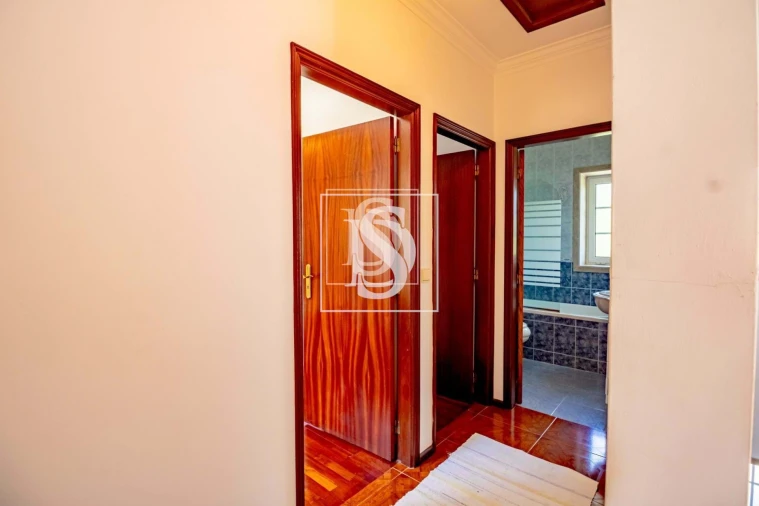 Moradia T2 para Venda em Olo e Canadelo Foto 29