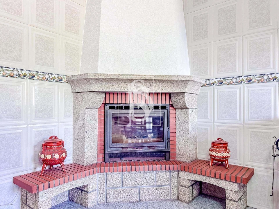 Moradia T2 para Venda em Olo e Canadelo Foto 25