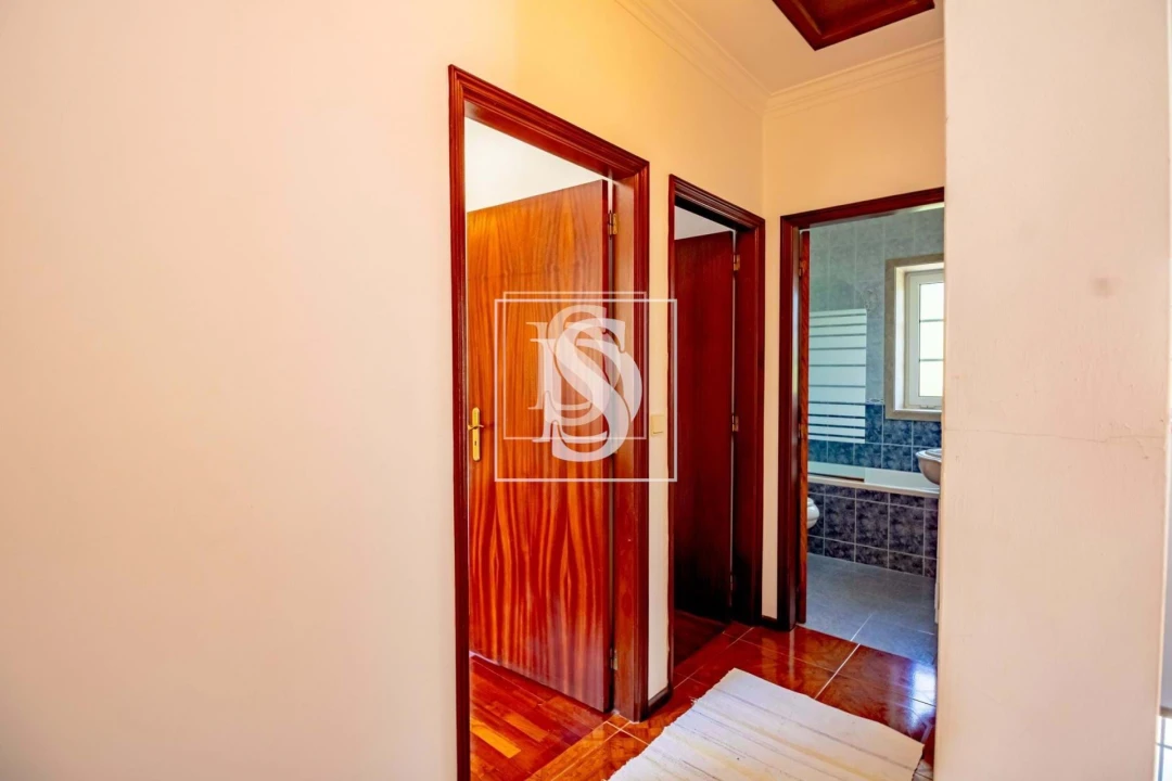 Moradia T2 para Venda em Olo e Canadelo Foto 29