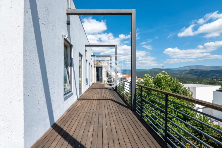 Moradia T5 para Venda em Britelo, Gémeos e Ourilhe Foto 43