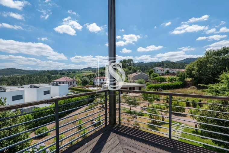 Moradia T5 para Venda em Britelo, Gémeos e Ourilhe Foto 40