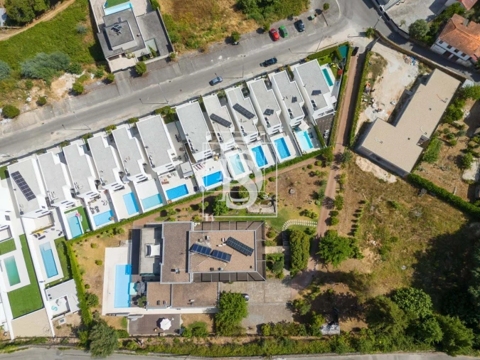 Moradia T5 para Venda em Britelo, Gémeos e Ourilhe Foto 89