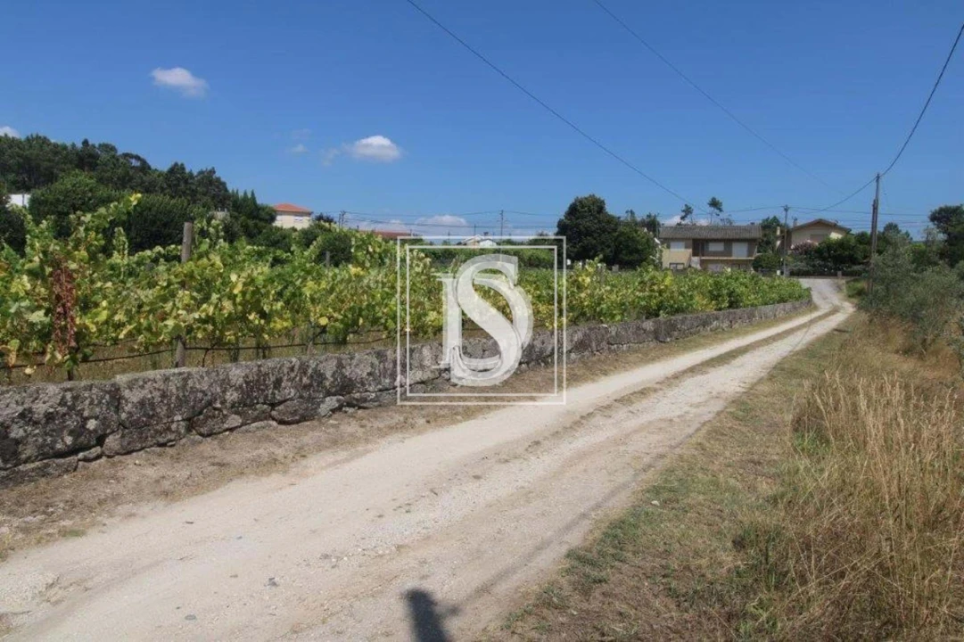 Terreno para Venda em Salvador do Monte Foto 10