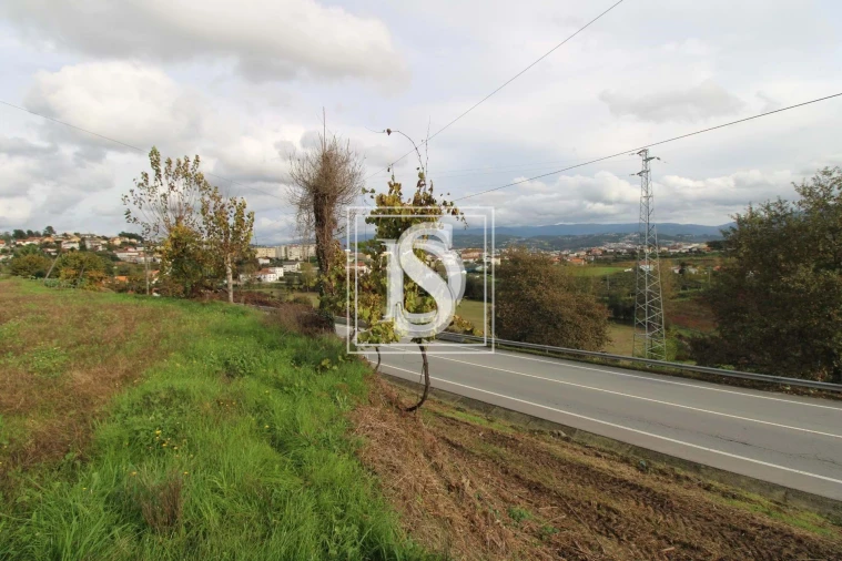Terreno para Venda em Freixo de Cima e de Baixo Foto 12