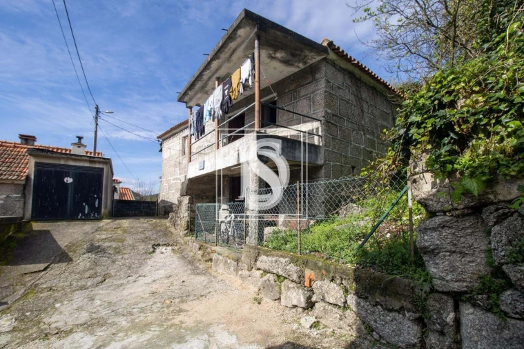 Moradia T2 para Venda em Aboadela, Sanche e Várzea Foto 1