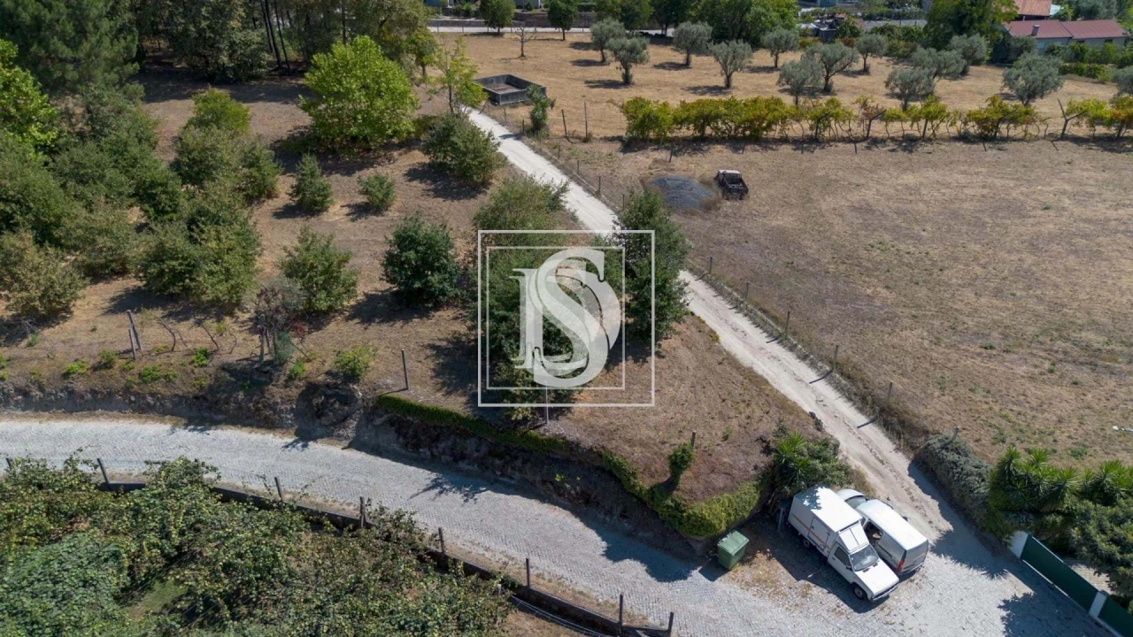 Terreno para Venda em Fregim Foto 1