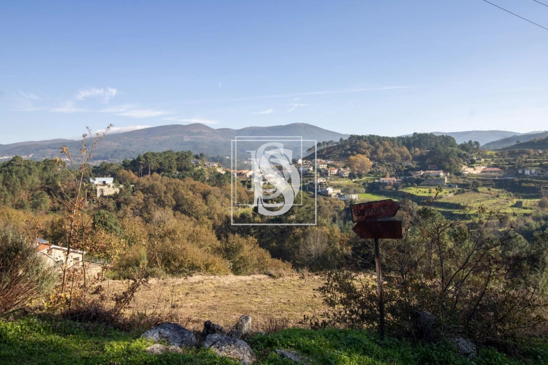 Terreno para Venda em Gondar Foto 22