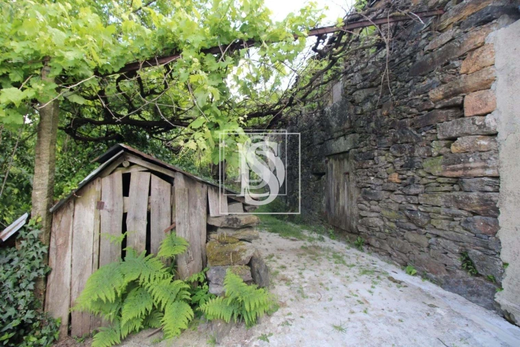 Moradia T2 para Venda em Rebordelo Foto 5